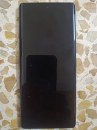تكنو كامون 40 برو 5G • ٢٥٦ جيجا • ٢٤ رام