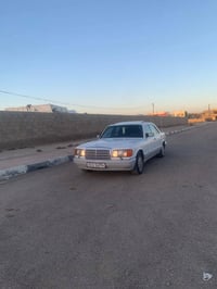 مارسدس 300 ابيض بلاديه موديل 1987 محرك وكير كفاله مصبوغه للجماليه تخم ...