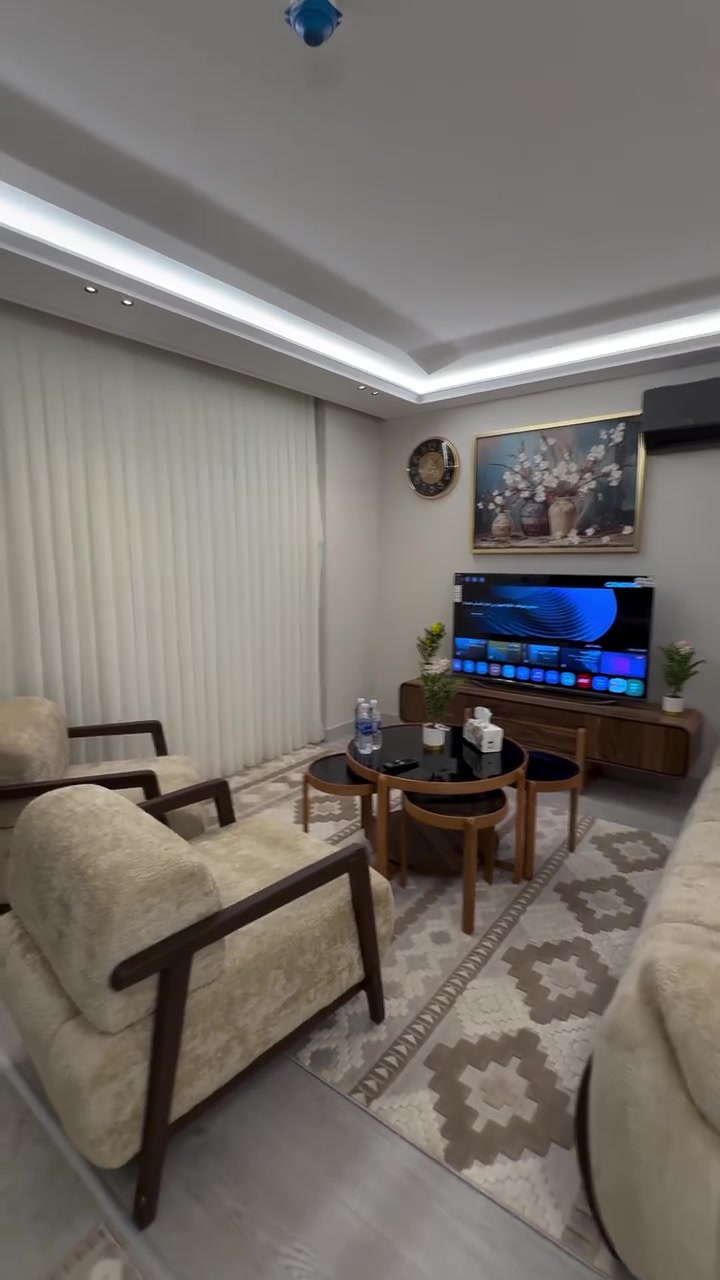 للإيجار أو للبيع 

-استديو مؤثثة vip
-زيرو

في أربيل
مجمع رامي تاورز

 مساحة 80م

يتكون من
- غرف نوم 
-
- صحيات 
- مطبخ
- طابق. 13 
- واجهة خارجي 
- 
- ⁠للأستفسار أكثر يمكنكم التواصل معنا عبر الواتس آب 
- ***********
- ⁠***********
