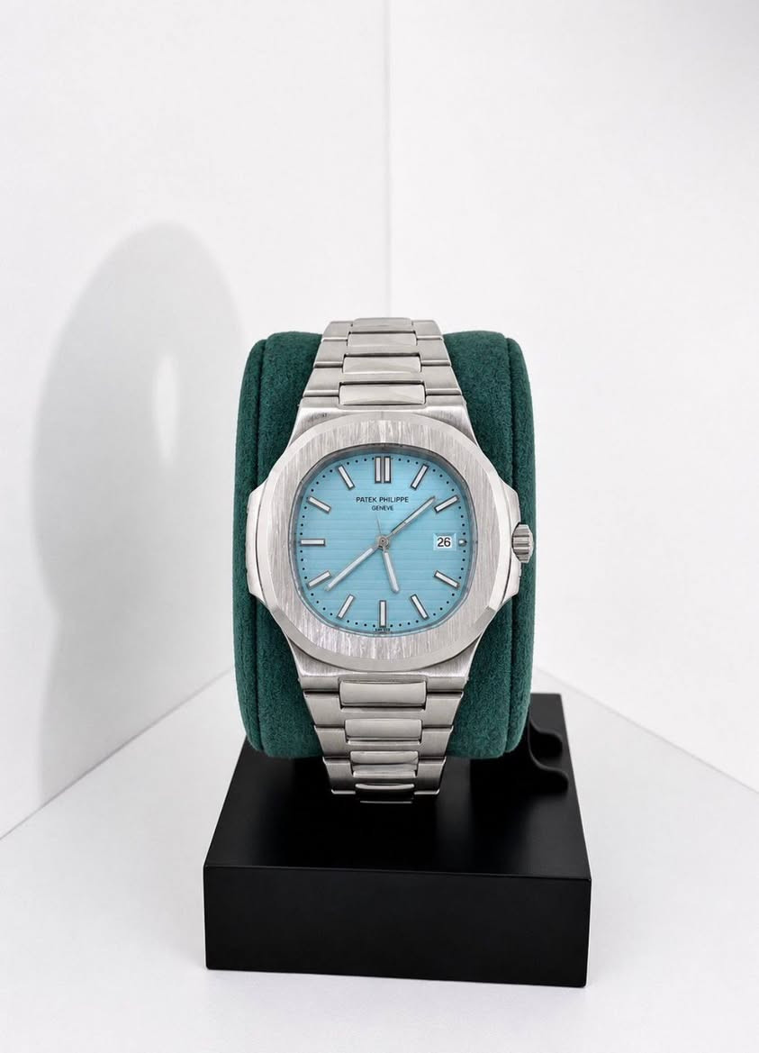 ✨⌚ عرض خاص على الساعات الفخمة ⌚✨
🔥 ساعات رجالية أنيقة بتصاميم راقية ومميزة
💎 جودة ممتازة وشكل يخطف الأنظار
🎁 مناسبة للاستخدام اليومي أو كهدية مميزة
💰 السعر: 25,000 دينار فقط
📩 للحجز والاستفسار راسلونا على الخاص
🚚 التوصيل متوفر
⏳ الكمية محدودة ✨⌚


**إذا كنت صاحب هذا الإعلان وتريد حذفه لأي سبب، رجاءا أرسل رسالة إلى الدعم الفني**