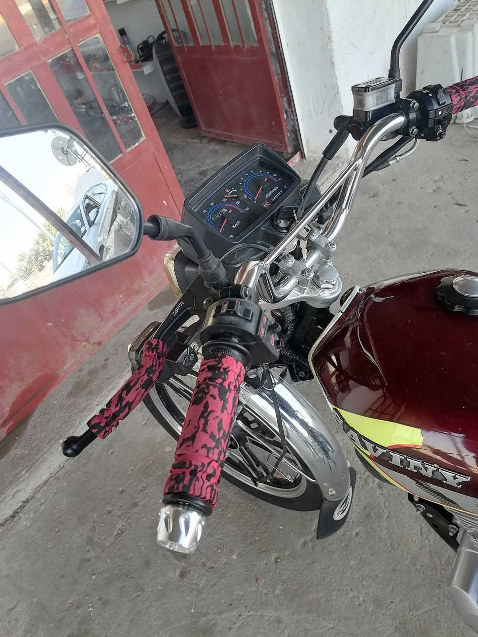 سلام عليكم موطور إيراني سيفان بعده زيرو للبيع مكان البعساف الجزيره ***********
