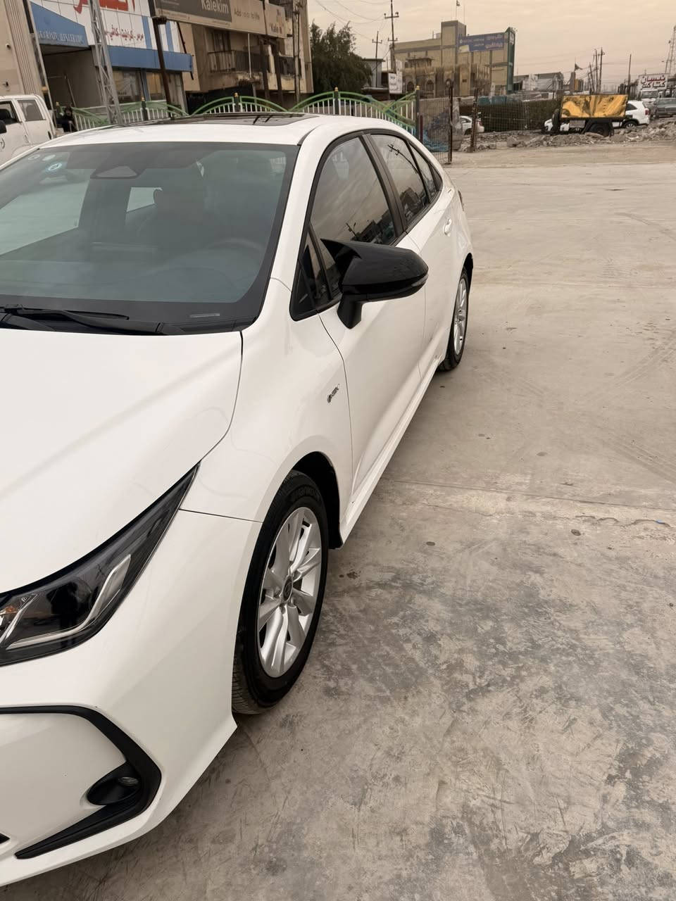 سلام عليكم
كورولا هابيرد 

مديل 2024

سيارة فول

مكفولة 

مواصفات 

بصمة 

تبريد قطعتين 

فتحة 

حساسات 

قيادة ذاتية 

كشنات جلد 

اوتو هولد 

بصمتين 

انضمة قيادة سبورت ايكو 

سيارة ماشية 19الف 

رقم بغداد تحويل مباشر 

باسمي سيارة 

السعر 148 ورقة 

مكاني بغداد حي نصر 

رقم الهاتف ***********

ابو شمس
