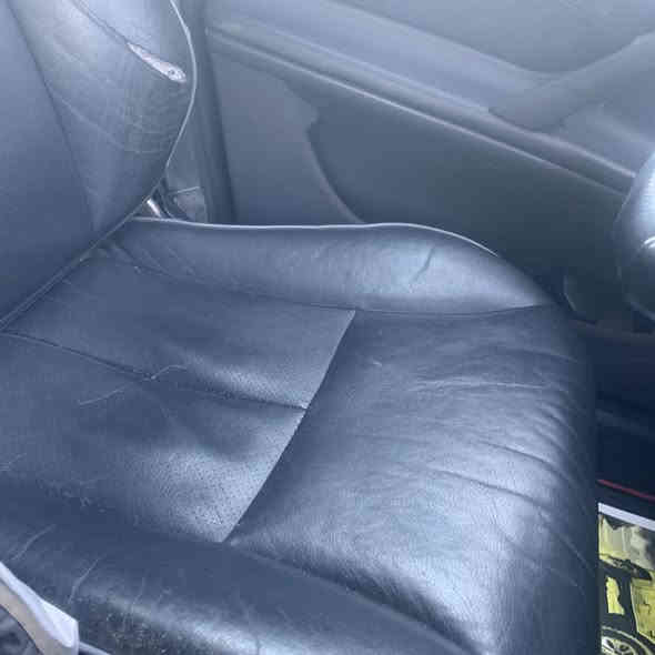 السلام عليكم ام عيون للبيع موديل ٢٠٠٠ سليمانيه بسمي رقم الجديد افنكارد فول موصفات اي نقصه مابيهه محرك كير صدر تخم تايرات كله جديد مكفوله من الحادث والكص بدون صبغ بيهه جراد كم قطعه موضح بالصور ماشيه ٢٢٥ الف مكان السياره بغداد السعر ١٤٠ ورقه بيهه مجال قليل للاستفسار ***********  محرك ٤٣٠ ٨ سلندر
