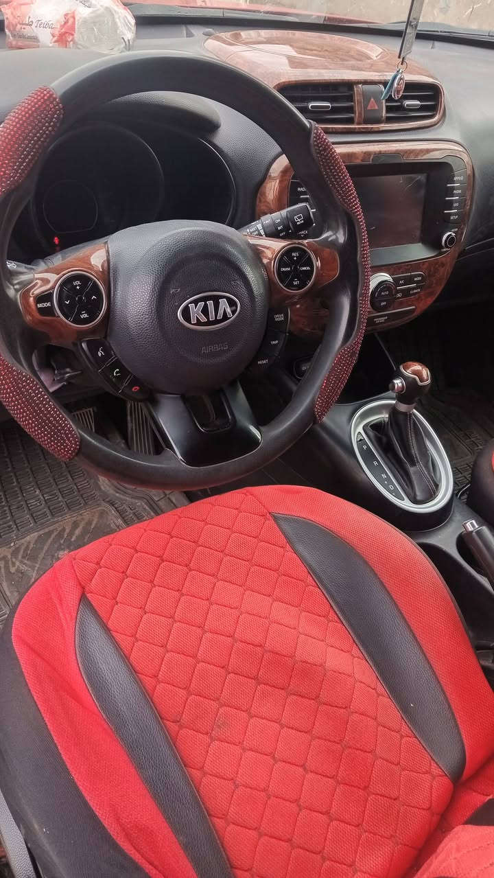 كياصول وأرد أمريكي محرك ٢٠٠٠موديل ٢٠١٨رقمها مثنى 
***********
