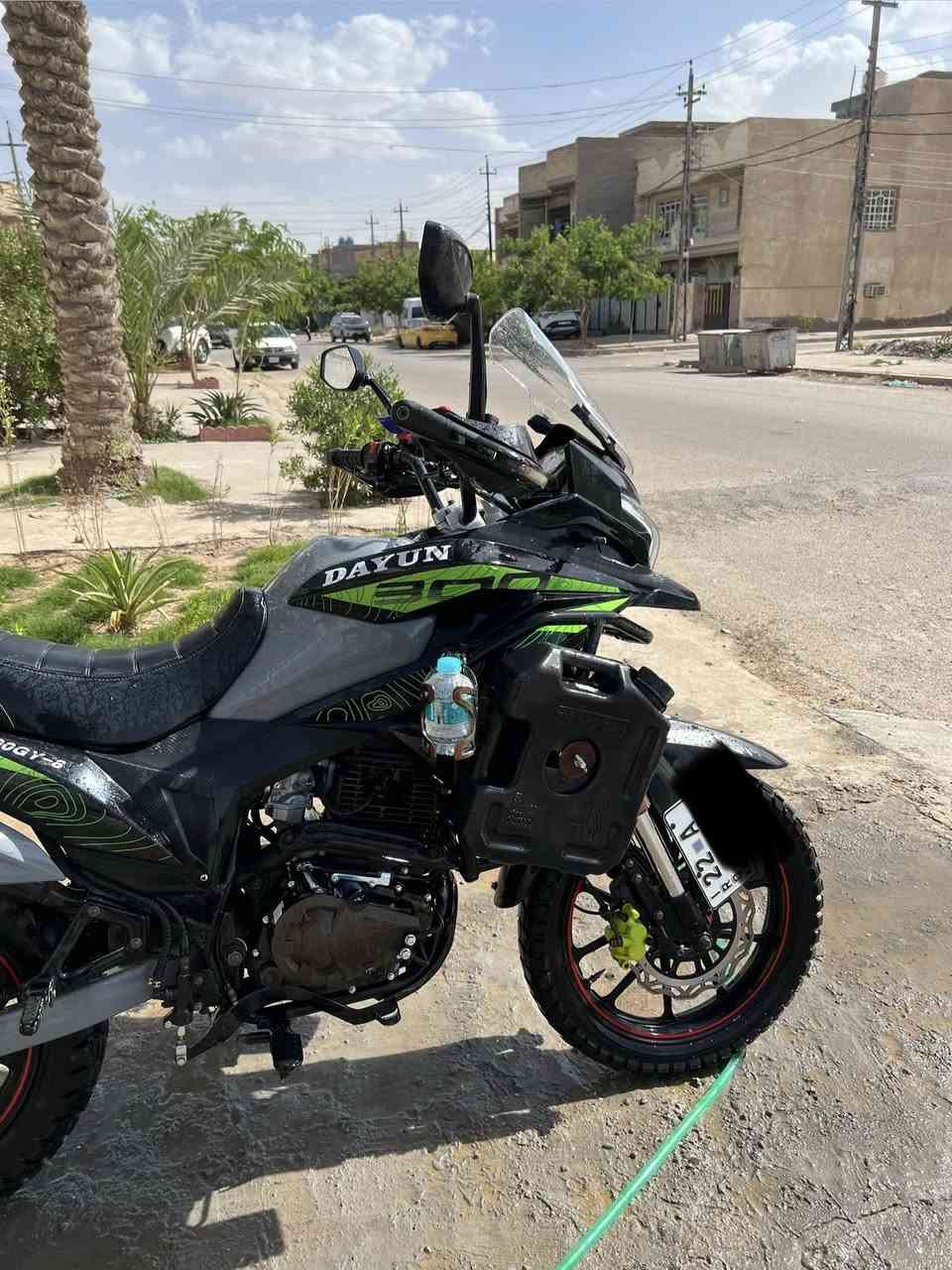 ادفنجر دايوان للبيع موديل 2025 :اربيل: تحويل ثاني يوم او بالوقت اليناسب الشراي _ مكينة 300cc 

دراجة نضيفة جديدة ماشية 15الف- السرعة تعبر ال130 دهن لوك مولي. محافض عليه.  دبلات امامي خلفي معتمدات.   دراجة ترهم ترحال او عمل دلڤري او صرفية البانزين مناسبة لكلشي. الدراجة بلادي برغي مامفتوح تايرات مال شركة دسكات مال شركة ويالة بلادي ويل كب بلادي  —سبب البيع اريد اخذ سيارة مع العلم دراجة اعتمادية او خير من الله فقط❌فقط دسكات خلصانة غراضه متوفرة بالكفاح                                 

 💹 السعر خاص بسبب 💹التعليقات السيئة 

مكان.    ( السيدية ) وبيتي (بالمحمودية ) 

رقم ***********. ابو قسورة
