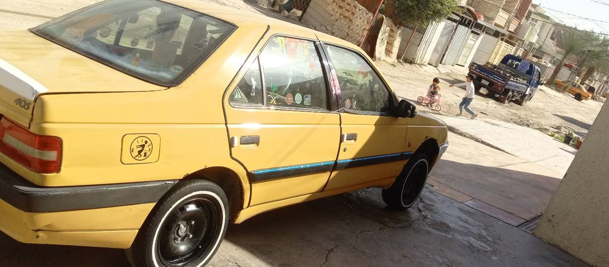 بيجو 405 للبيع صدر تخم تاير خط ابيض كله بلادي ماكينه بلاديه تبريد شغال العنوان بغداد جروب حمادي شهاب مستشفى سعر 36 وبيها مجال رقم الهاتف متوفر واتساب ***********
