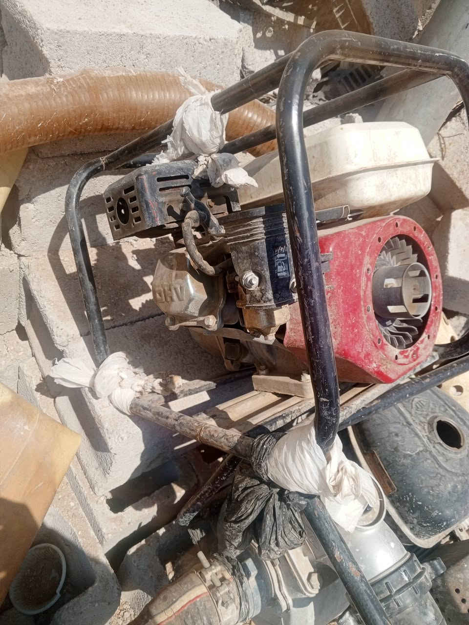 جادر سمج مال كيا  3ماطورات مال سمج وغطاس كهربائي شغالات مابيهن اي عطل للاستفسار خاص


**إذا كنت صاحب هذا الإعلان وتريد حذفه لأي سبب، رجاءا أرسل رسالة إلى الدعم الفني**