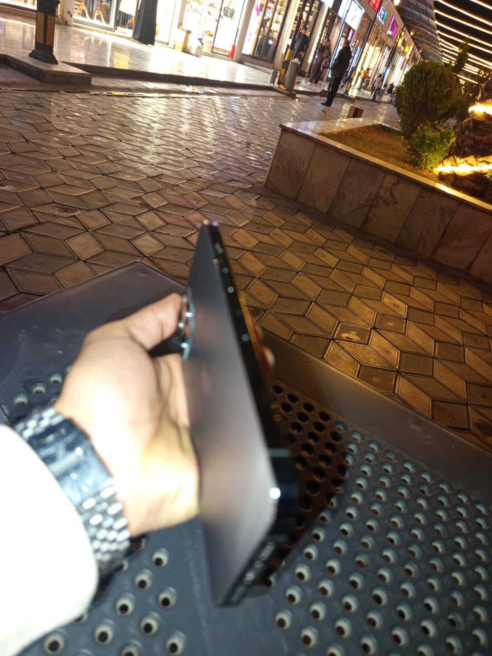 سلام عليكم ايفوان ١٢ برو ماكس ابدل شاشة وأبدل بطاقة
السعر ٣٥٠ شراي تعالي خاص بي مجال قليل


**إذا كنت صاحب هذا الإعلان وتريد حذفه لأي سبب، رجاءا أرسل رسالة إلى الدعم الفني**