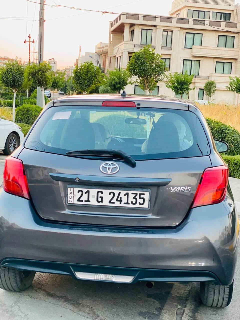 تۆیۆتا یارس (yaris)2017   
مواسەفات:تراکشن 
سوکان ڤۆلیۆم ،شاشە گەورە.
گێڕو مەکینە بە شەرت نەکراوەتەوە 
بە شەرتی گیرو مەکینە  ، 
مەکینە گەورە مەرخوب١٥ 
سێرڤز کراوەو تایەیەی تازەی لەسەرە
١٠٠ هەزار  ڕۆیشتوو
١چەمەلەخ گۆڕاوە بە شەریکە 
نیو بۆنید بۆیاخی هەیە لەگەڵ ساردێکی کەم 

*********** whats app أربيل, العراق
