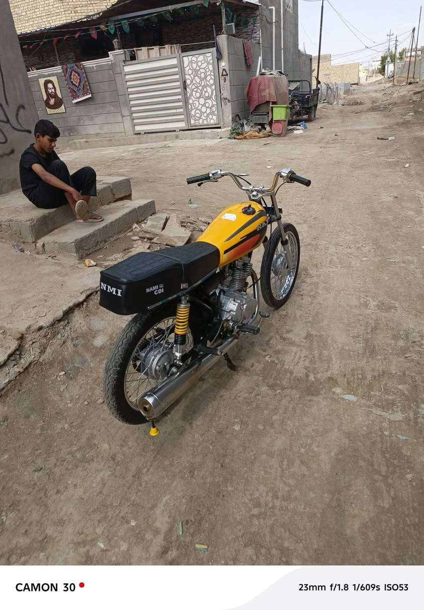 سلام عليكم مكفل بلنشر دراجه للبيع شاصي 16ارشه والعميره 25بس المكينه 19 مفتوحه رقم راعيه هذه*********** وخادم لشراي المو شراي لاترسل والي ماعرف اسعارهن لا يرسل رجاً 👉🏼😅.
