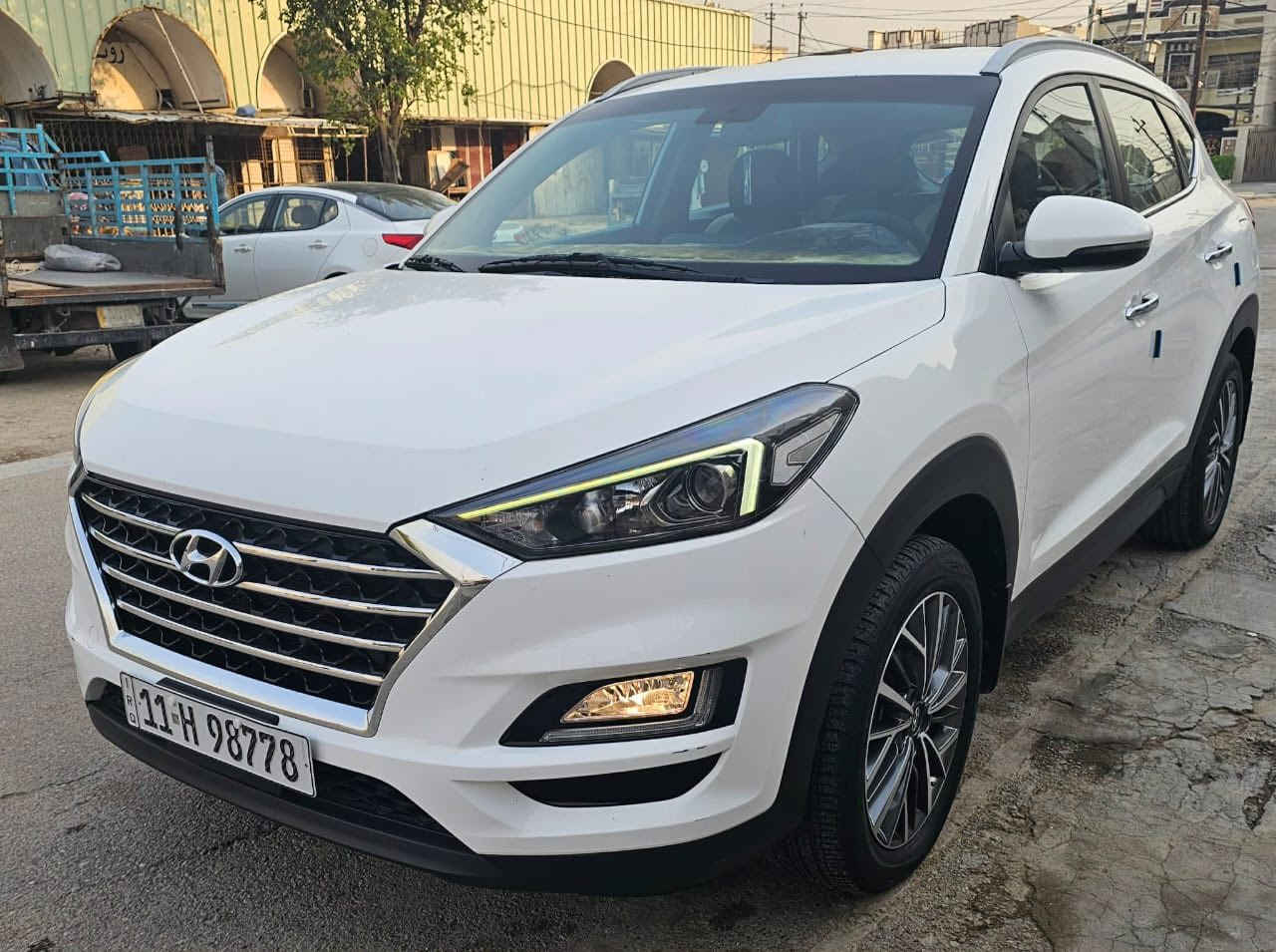 السلام عليكم
البيع توسان 2019 الكاصد سياره بغداد بسمي تحويل ثاني يوم كفاله عامه شرط سونار 
موصفات سياره 
ترحيب عنده الاقتراب اناره
ابواب بصمه
بصمه تشغيل 
كشنات كهرباء 
شاحنه واير ليس
حساس امامي خلفي 
كامره دواره 
لد نهاري
اريل نفكيشن 
سعر 197
مكان بغداد 
***********
واتساب او اتصال
