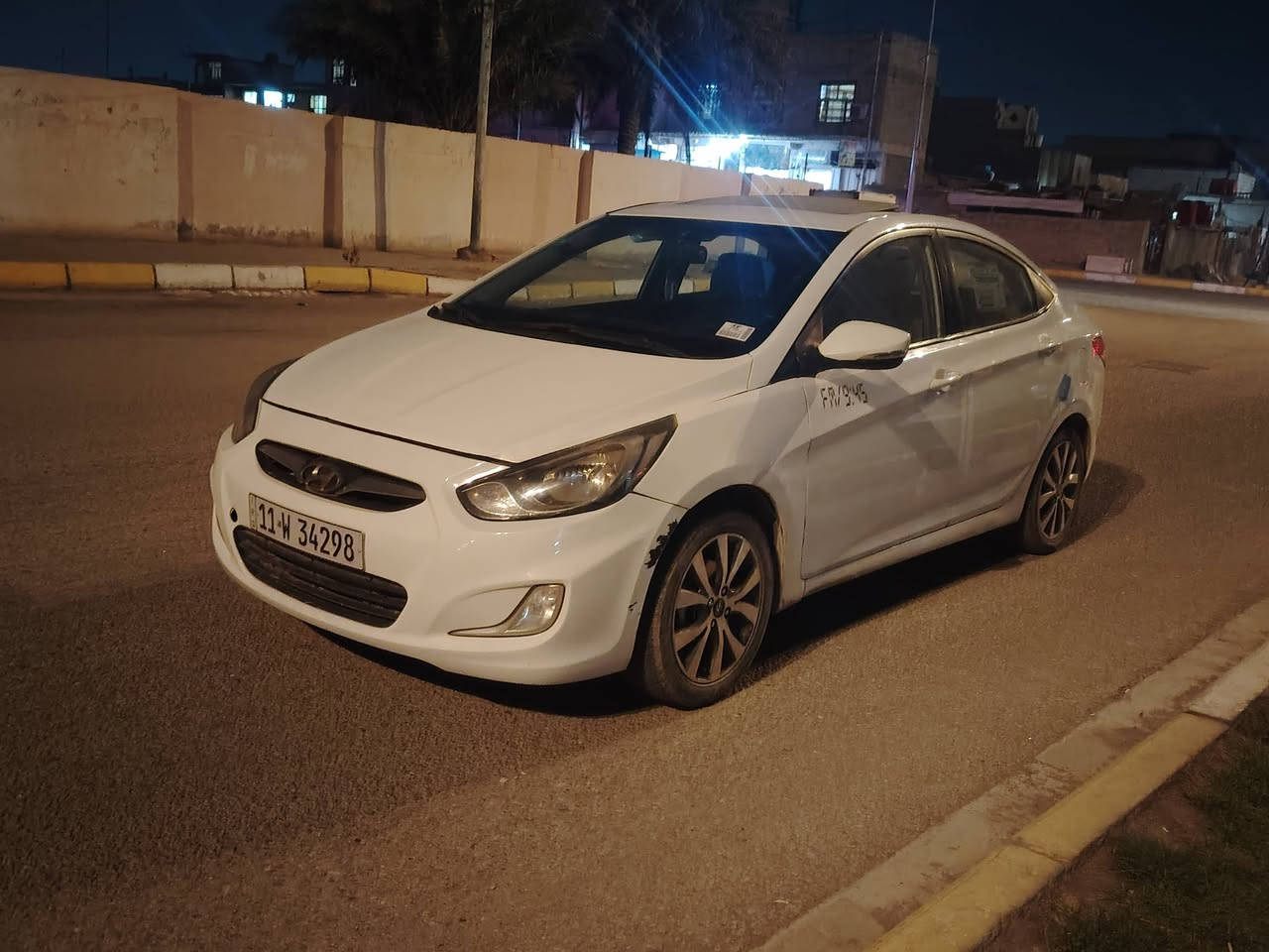 سلام عليكم سياره نوع اكسنت 2016خليجي فول مواصفات فتحه شاشه كامره حساسات امامي خلفي تحكم ستيرن جهتين بيه مكانات كلير العنوان كربلاء السعر 87بيه مجال رقم*********** الهاتف
