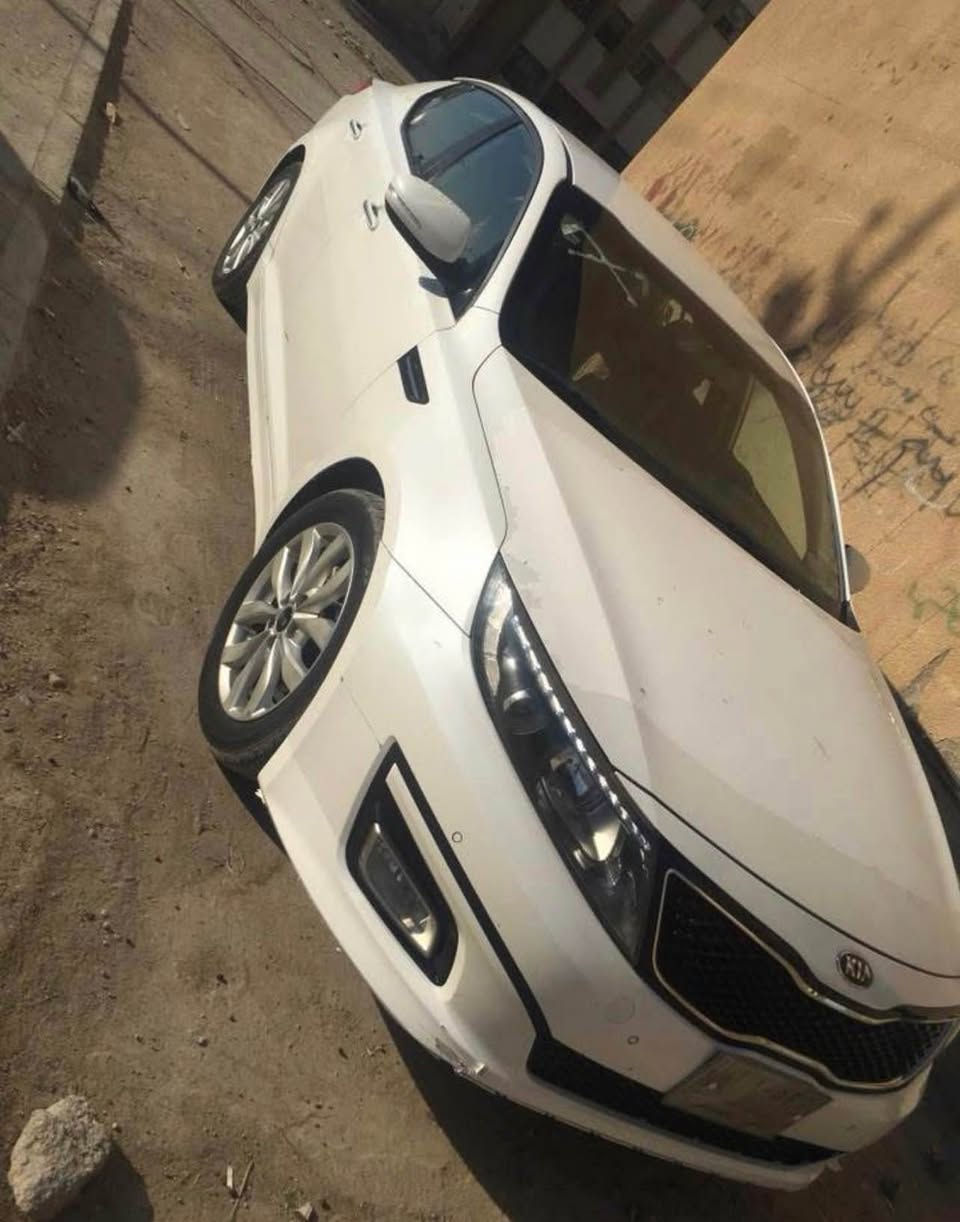 اوبتميا خليجي 2014
 محرك 2000 
مواصفات نص فول
ماشيه 350 الف السونار مرفق 
محرك وگير مكفولات 
مكفولة من الضربة فقط بيها رشات بسبب دحجات بسيطة
سنوية وهزة جديده
رقم مثنى بأسمي 
هاي الصور قبل تبديل الرقم 
 التواصل خاص او الاتصال 
***********
السعر 125 بيها مجال للشراي السماوا, المثنى
