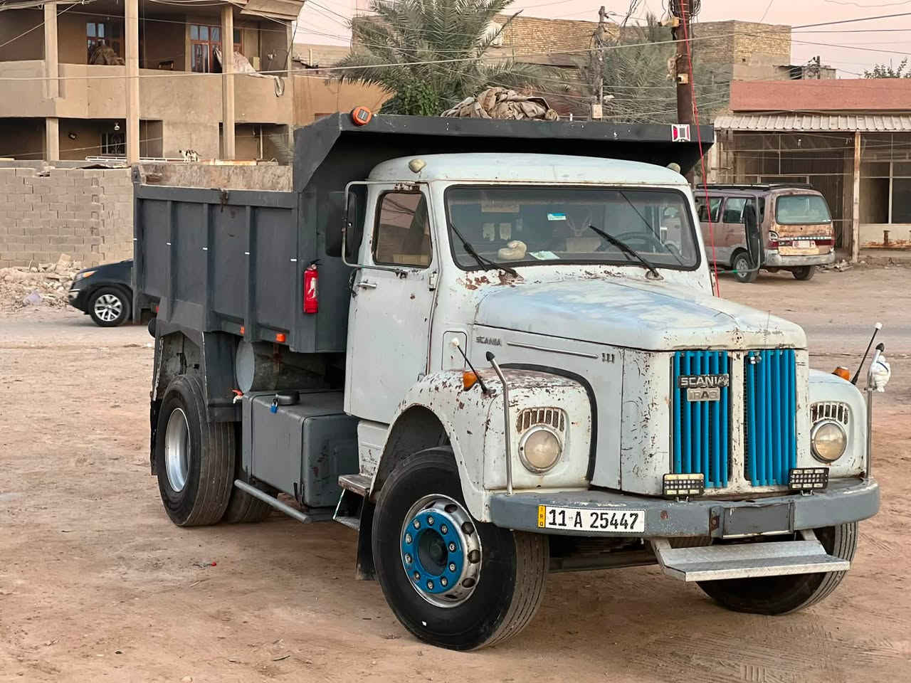 سلام عليكم سكانيه البيع 111رقم بغداد نكليزي وسنويه جديد موديل 79مكينه 13كير13كسن 13تخم تايرات سيارة ما بيه شي نقص مكان بغداد موجود واتساب ***********
