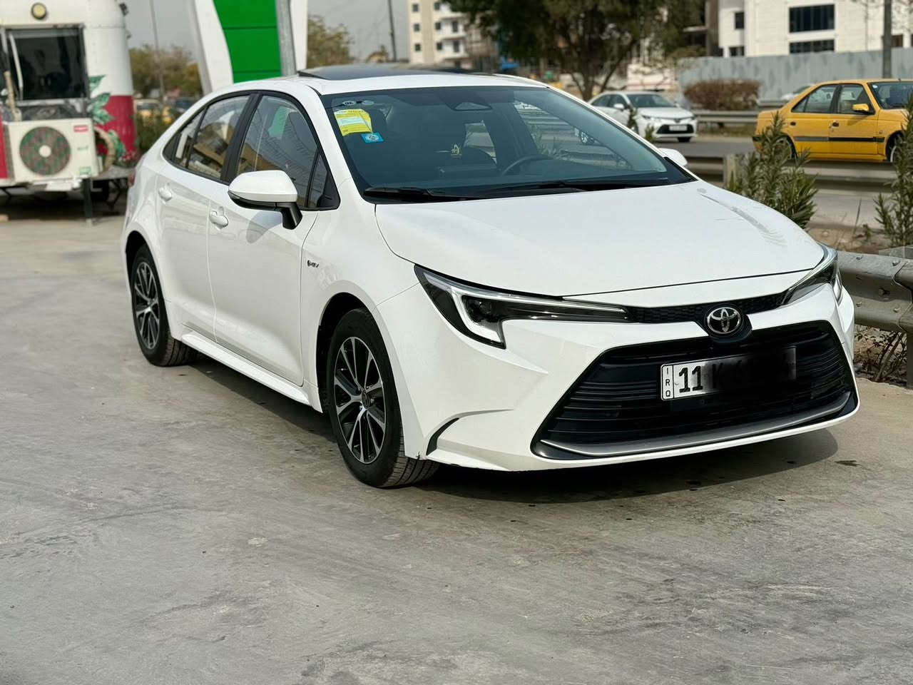 السلام عليكم
للبيع كورلا هايبرد 2025
باسمي تحويل مباشر 
فول فول مواصفات  
سلايد فتحة سقف 
مواصفات
كشنات جلد
بصمة
فتحة
دخول ذكي
كامره خلفية عدستين
ابل كار بلي
نظام نقطة عمياء
نظام تحكم ستيرن
نظام تحديد مسار
توقف ذاتي
اوتو هولد
جام اوتو
قطعتين تبريد
شاشة ديجيتل
شاشة كبير
تحكم اوامر صوتيه
سايد بريك بصمة
3 انضمة قيادة (ايكو،نورمال،سبورت)+الهايبرد
السعر  158
العنوان بغداد حي القاهره قرب جامع النداء 
الرقم***********
