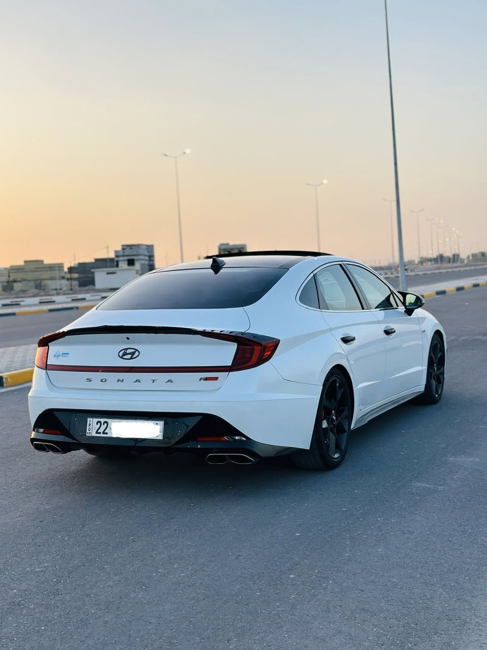 سلام عليكم 
سوناتا 2022 ان لاين فول 
السياره فئه رياضي 
مكينه ٢٥٠٠ تيربو 
بانورما 
شاشه كبير
عداد ديجتل
كشنات رياضي  حضن مختمه N
ستيرن رياضي مختم N
كشنات كهربائي
جام اوتو 
تحكم ستيرن 
مثبت سرعه 
كار بلي /اوتو اندرويد
ويل رياضي ١٩ البلاد
دعامه Nline
علامات nline داير سياره كله
لايت لدات ٣ 
رادار امامي 
رادار خلفي 
رادار جانبي 
يعني رادار ٣٦٠ 
انذار  جانبي
تحديد مسار 
قياده ذاتيه 
توقف ذاتي. 
صندوق كهرباىي
 سياره بيه فقط چاملغ وبنيد بدون ايرباك بدون شاصي لا تجي وتقارني بسعر العاديه لو الهايبرد هاي رياضي وجنايته يعرفون شنو هيه 
رقم اربيل الجديد  
السعر 170 
مكاني البصرة 
***********
