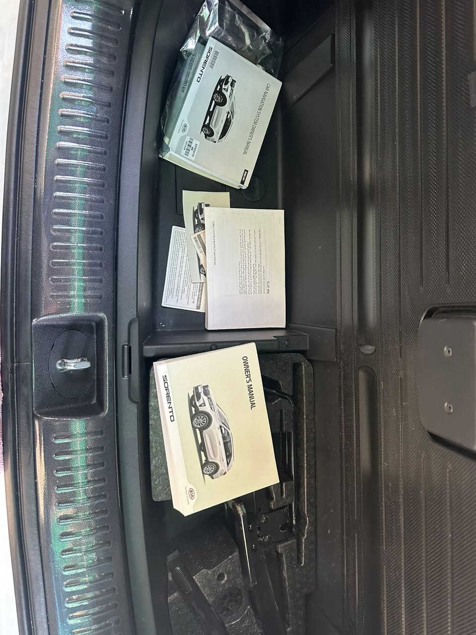 السلام عليكم
كيا سورنتو موديل (2020) بغداد
فول مواصفات
اربع كامرات
فور ويل
ماشية (53) 
السعر (282)
مكاني بغداد
سونار مرفق بالمنشور
الاتصال (***********)
