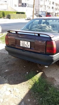 ، اوبل اوميكا للبيع موديل 1990 مكينة 2000 كير اوتو كهربائيات كلها شغال...