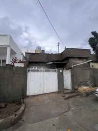 بيت للبيع • ١٥٠م • ٤ غرف