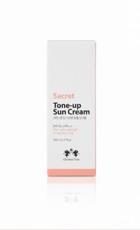 كريستيان دين سيكريت • SPF50+ PA+++ • ٧٠مل