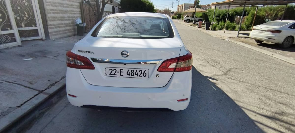 سلام عليكم ورحمة الله
نيسان سنترا خليجي ياباني سنويه بسمي تحويل مباشر
السياره بيها بابين من جهة اليمين وجاملغ صبغ بدون داخل أثر شخط تخم تاير باتري جديد ادامه كامله
دهن كير ومحرك جديد السياره ماشيه 155 وقابل للزياده
السعر 120 وبيها مجال 
المكان سامراء 
للاستفسار الاتصال ***********
