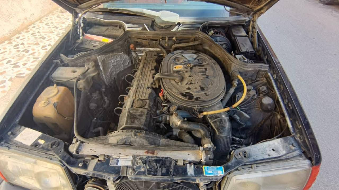 ماريدس دب ٨٩ بلاد محرك عنكبوت 
سيارة مال جناي نضيفة على وضعها مامصبوغة السيارة بيها جراد الجنطة والقمارة كشرتها صافية وخياس مابيها وقواعدها نضيفة جديدة حدادية جديدة سعرها ٥٥ورقة بسمي ناصريه مركز ***********
