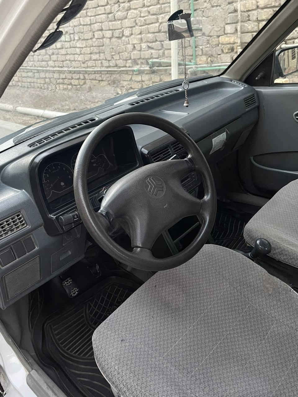 سلام عليكم سايبا البيع 2010 سياره نضيف مكينه نضيفه شواصي نضيفات لا فطر و لا لحيم سياره جاهزه رقم جديد بسمي تحويل ثاني يوم السعر 35 مكاني بغداد 
***********
