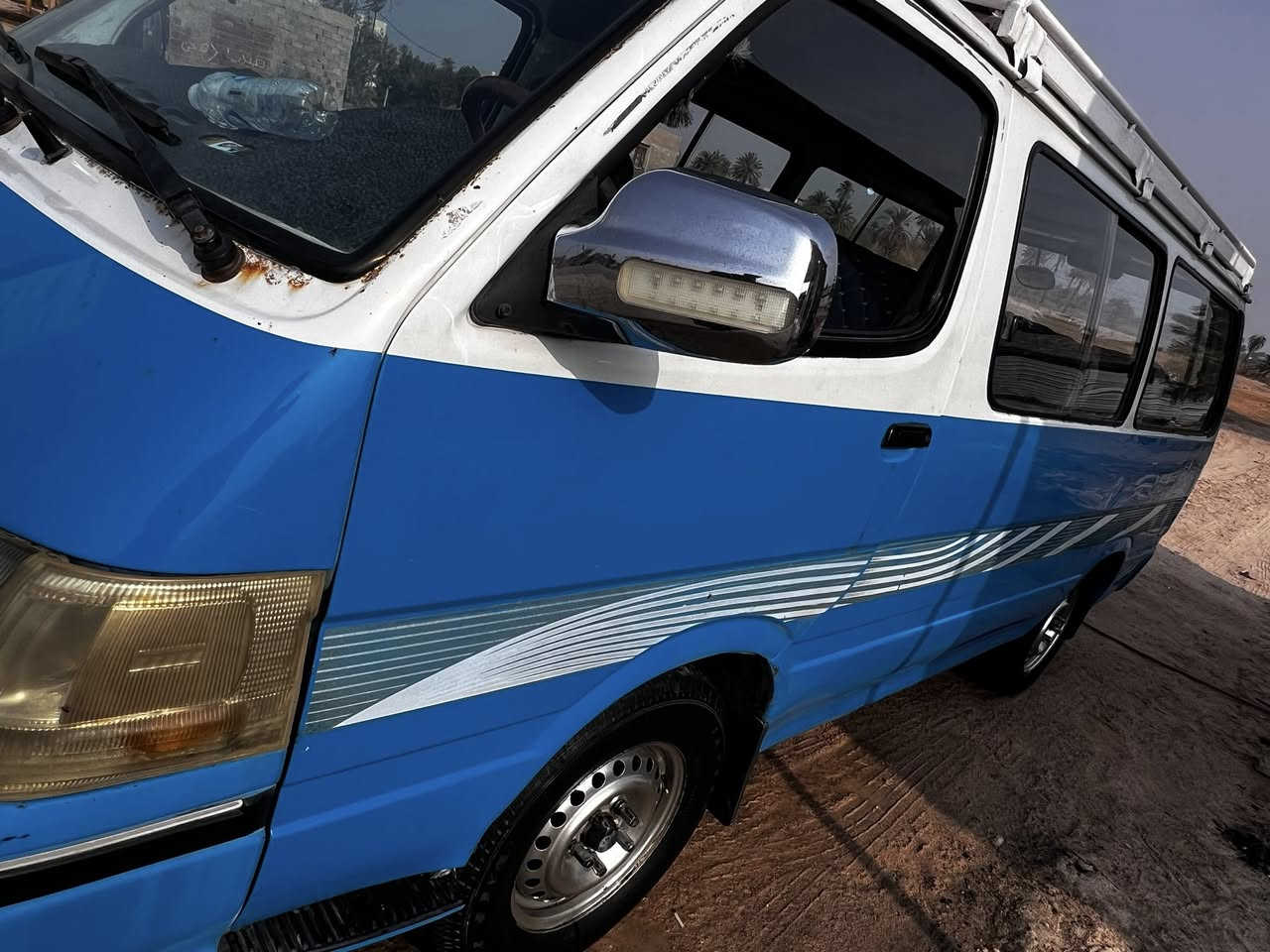 السلام عليكم سياره جنبي  للبيع.  موديل 2015 بغداد رقم نكليزي هيئه وغرامات وبحث مصفر تحول مباشر مكينه وكير خير من الله حداديه تخم تاير كهربائيات كل شغاله لا ضربه صبغ فقط الهلالات السعر 66 وبيه مجال مكان السياره كربلاء الهنديه 
***********
