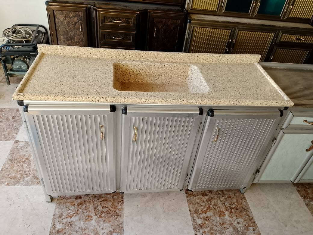 سنك متر ونصف مرمر مستخدم 

للاستفسار الاتصال على الرقم التالي 
*********** تكريت, صلاح الدين
