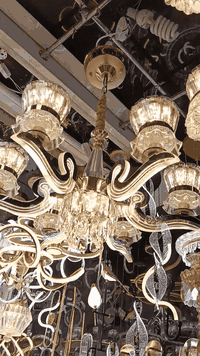 *********** معرض اسامة العراقي لبيع الثريات والانارة الحديثة ولبيع سبوت لايت والانارة منزلية
