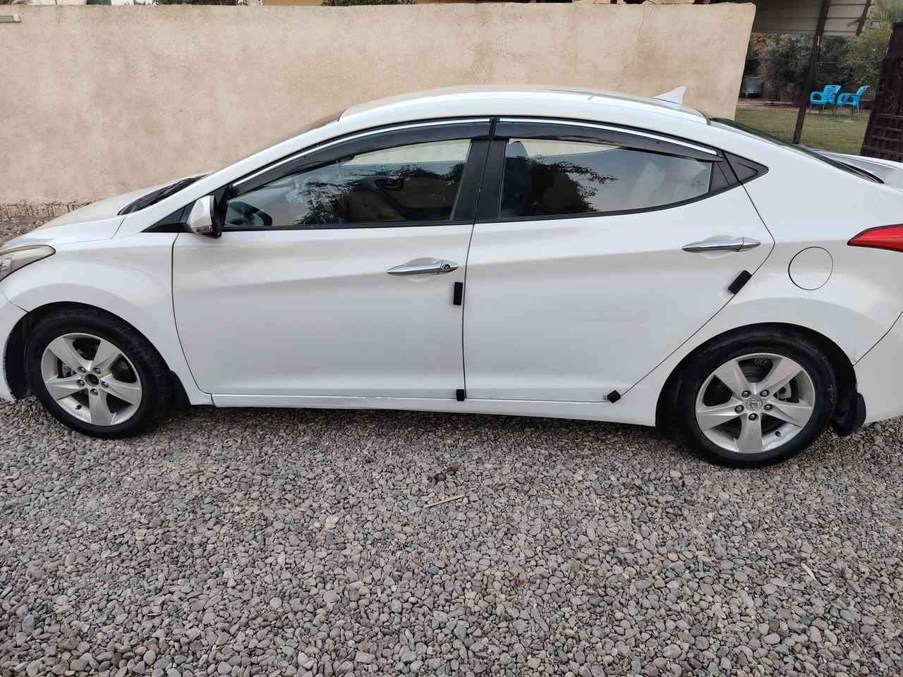 سلام عليكم
سياره الانترا للبيع

موديل ٢٠١٣

سياره بيه قطعه وحده مبدله باب سايق

محرك ١٦٠٠ لا تنقيص ولا تبخير
كير خير من الله 

سعره ١١٢ وبيه مجال قليل

مكاني بغداد المحموديه

رقم ***********
