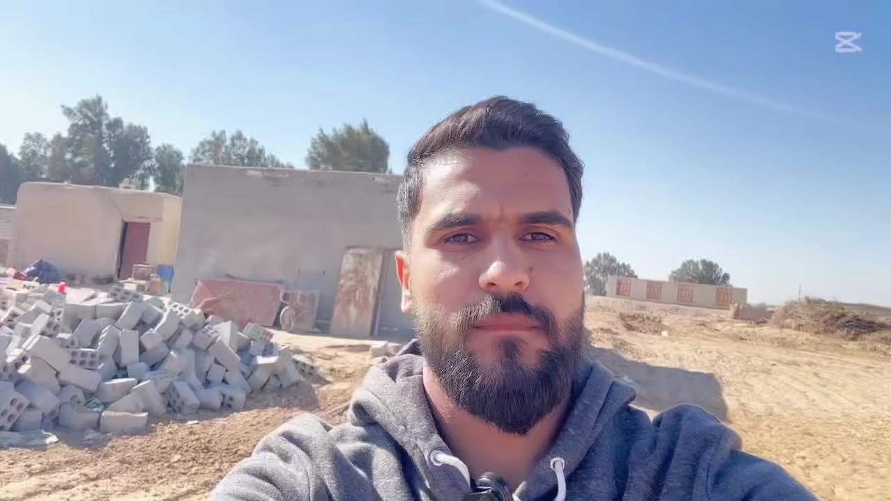 تصدكون ؟! راح نسلم الدار رقم 59 يوم الجمعة وراها نباشر بالدار رقم 60 
والله هاي نعمه ما بعدها نعمه


**إذا كنت صاحب هذا الإعلان وتريد حذفه لأي سبب، رجاءا أرسل رسالة إلى الدعم الفني**