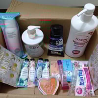 بوكس تجميلي • مبيض فوري • مرطبات يدين ٤