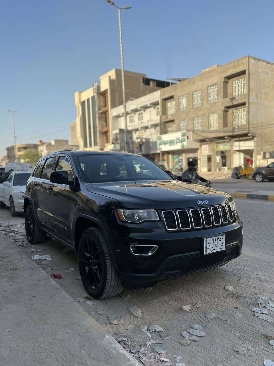 السلام عليكم
جيب وارد أمريكي 
موديل ٢٠١٨ 
حادثها سرقة فقط يعني فتحوا غراضها ورجعوهن 
ماشية ٩٧ 
مكينة ما مفتوحة برغي ما مفتوح 
ولا دوانز 
محافضة الديوانية 
الرقم : ***********
