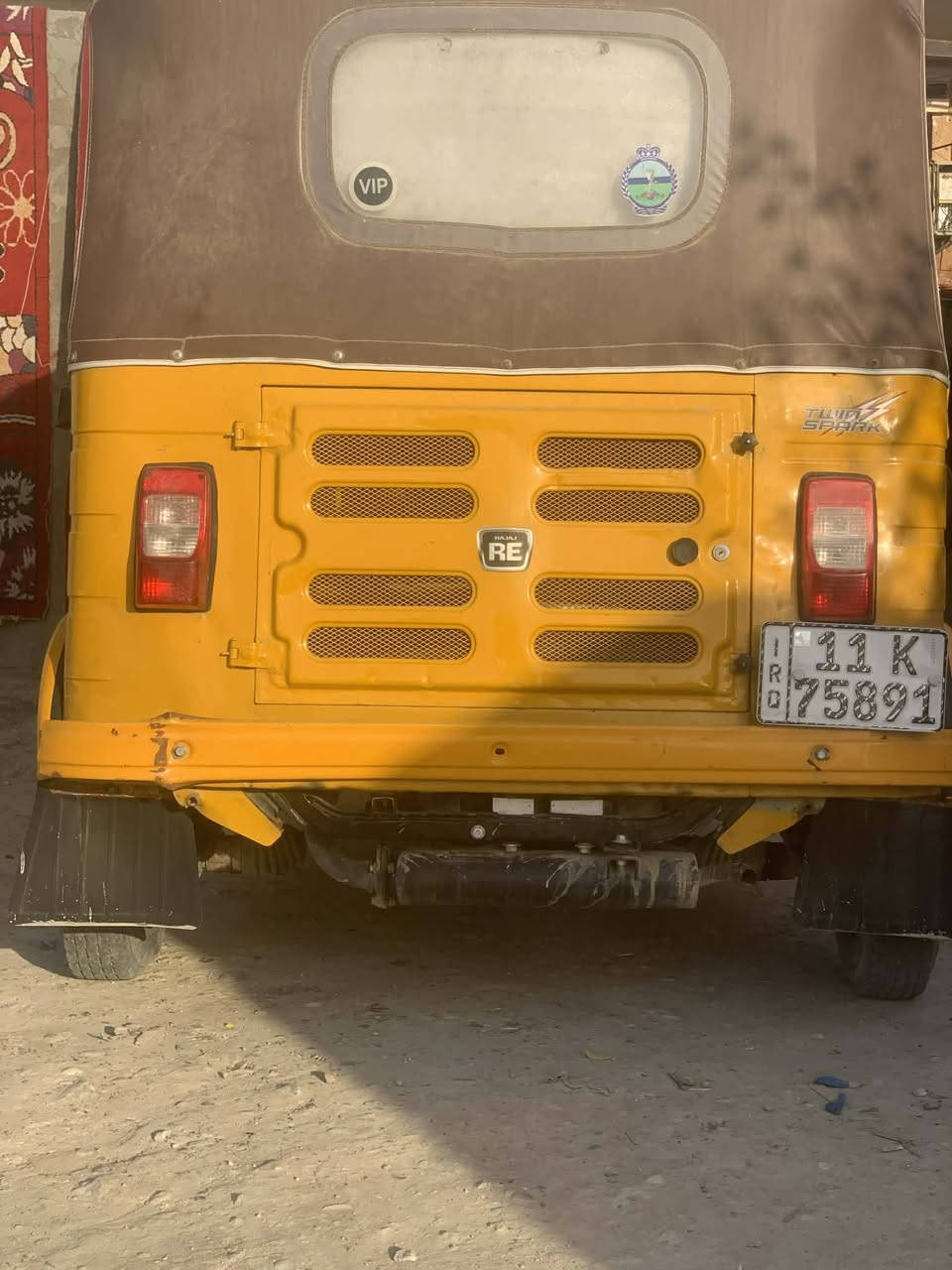 سلام عليكم تكتك 19 شهر 12 معمر بيه دوس الباقي كفاله لا ضربه ولا صبغ ميكنه تخبل لا تنقص ولا تبخر رقم بغداد نكليزي مكان  مقابيل مرور الحسينيه السعر خاص ***********
