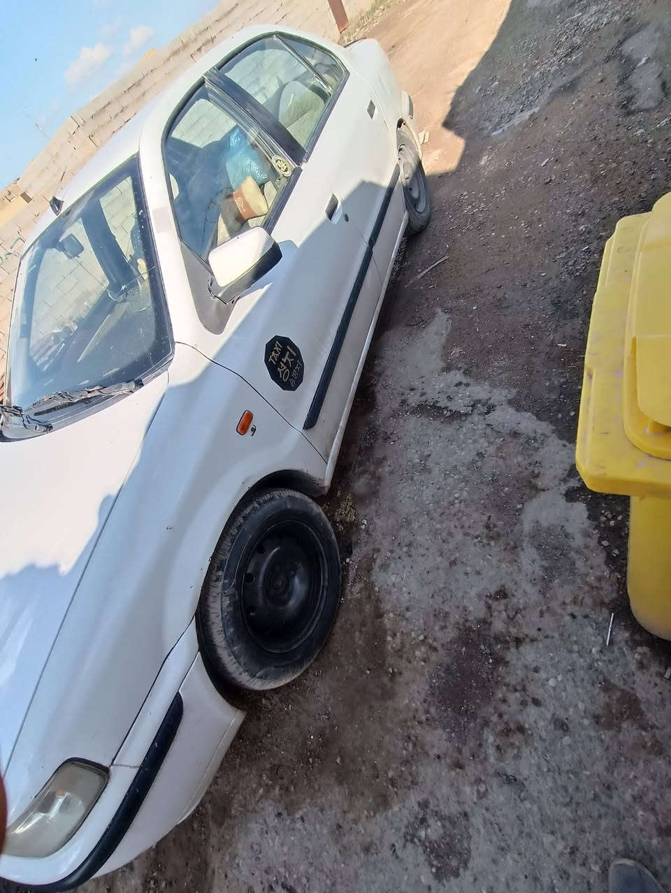 سلام عليكم
سمند 2011 سياره بسمي تدفءه تبريد كهرباءيات كلها شغاله تخم تاير مكينه وكير جدد مكان سياره كوت معروضه 37
***********
***********
