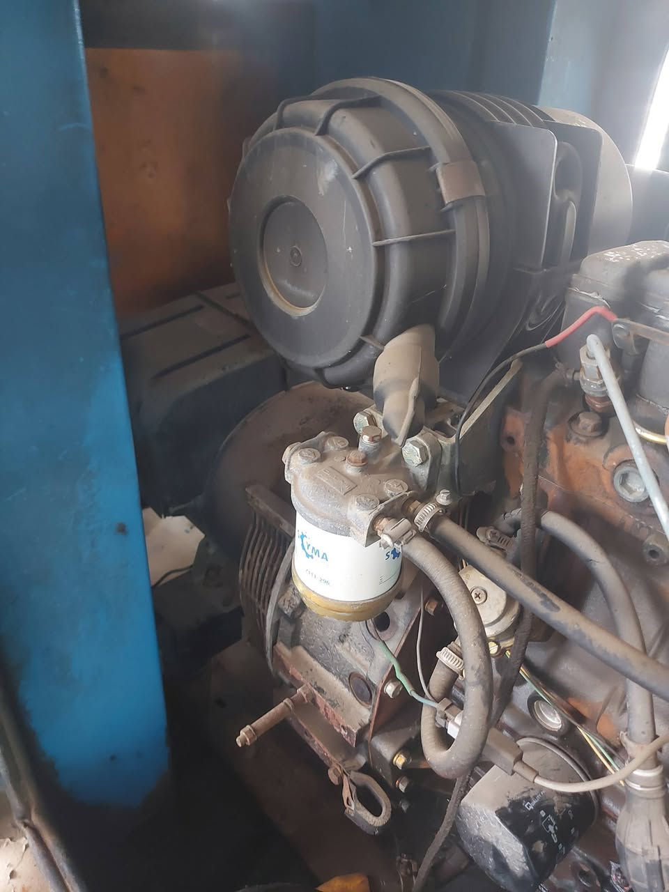 للبيع مولد بيركنز بزون محرك مفتوح
لسعر ٢٣ تصال ***********
