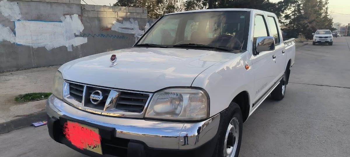 پیکاب نیسان یابانی ٢٠٠٨  فلاحی ماڵی دۆست دەستی یەک لەشەریکەوە بەناوی خۆمانەوەیە رەقەمی سلێمانی بەشەرتی تەحویل و غرامە، بەشەرتی گێرو مەکینەو ئەکسل و مەکینە نەکراوەتەوە ھیچ تەقەو رەقەی نیە و ئەویش سۆنەرکەی داندراوە ٢٥٠ ھەزار رۆشتوە ، نرخ ١٤٣ گەڵاو کەمێک مەجالی برایانە
*********** Singapore
