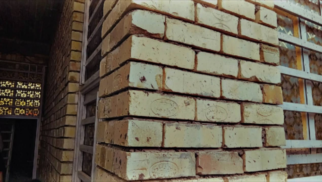 ( بيت 100 متر حي نداء مجمع بيتي قرب الاميرات سند بسمي طابو سعر 64 رقمي( *********** )
