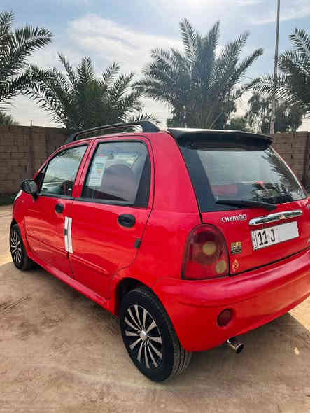 السلام عليكم 
كيو كيو موديل 2011 بلاديه رقم بغداد إنكليزي الجديد سنويه لل 30 كير محرك مكفولات صدر امامي خلفي جديد تخم تاير جديد  تراي وين ميعجبك بيها صبغ جاملقين امامي الجماليه فقط السعر 31 وبيها مجال بسيط مكان  بغداد ***********
