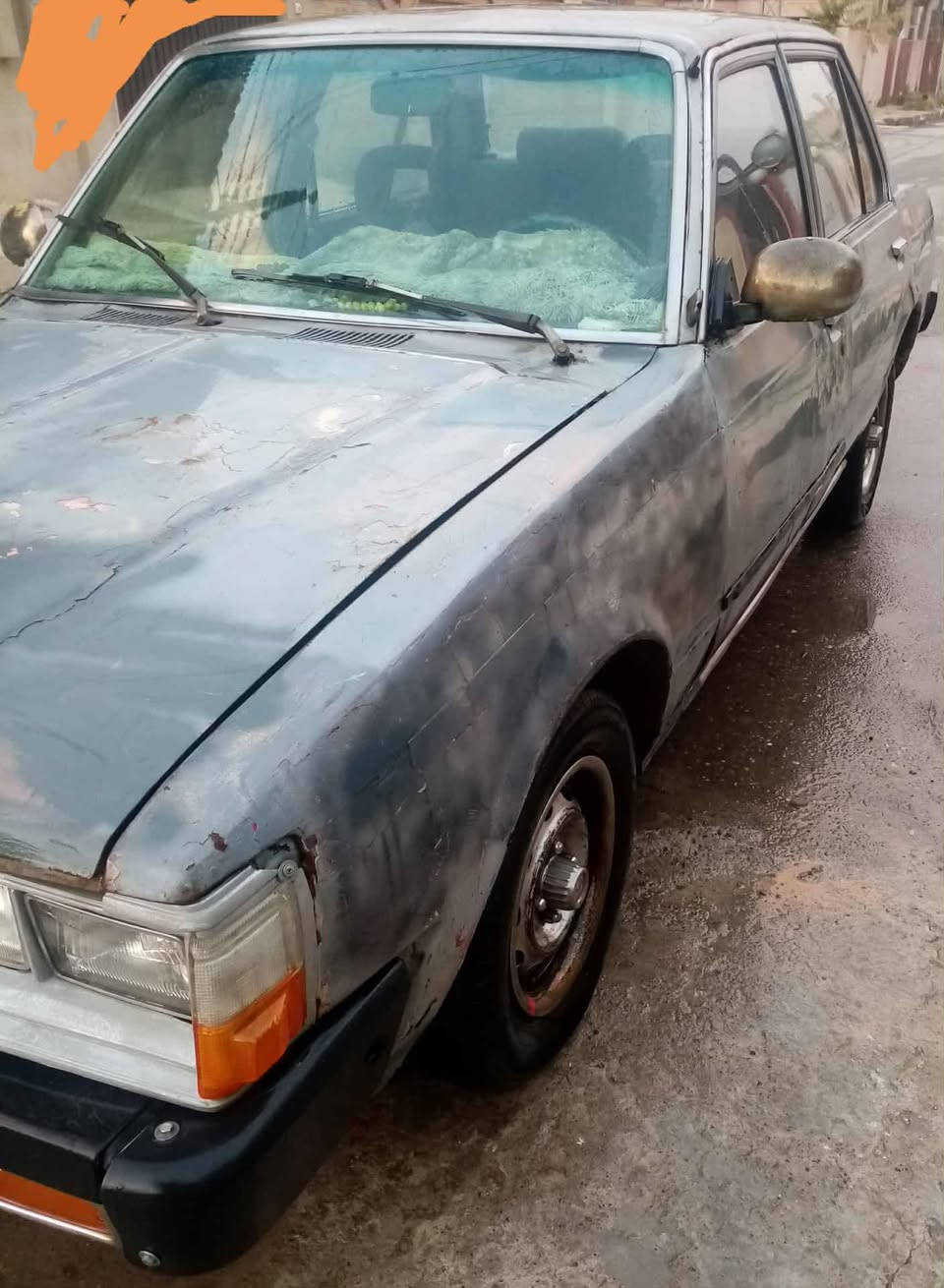 كرونا موديل 1982 لون ازرق كاربون بنزين بيها الرقم صدامي تايرات نظيفه باتري جديد شرط التحويل من الشرعي السعر 18ورقه رقمي ***********_***********
