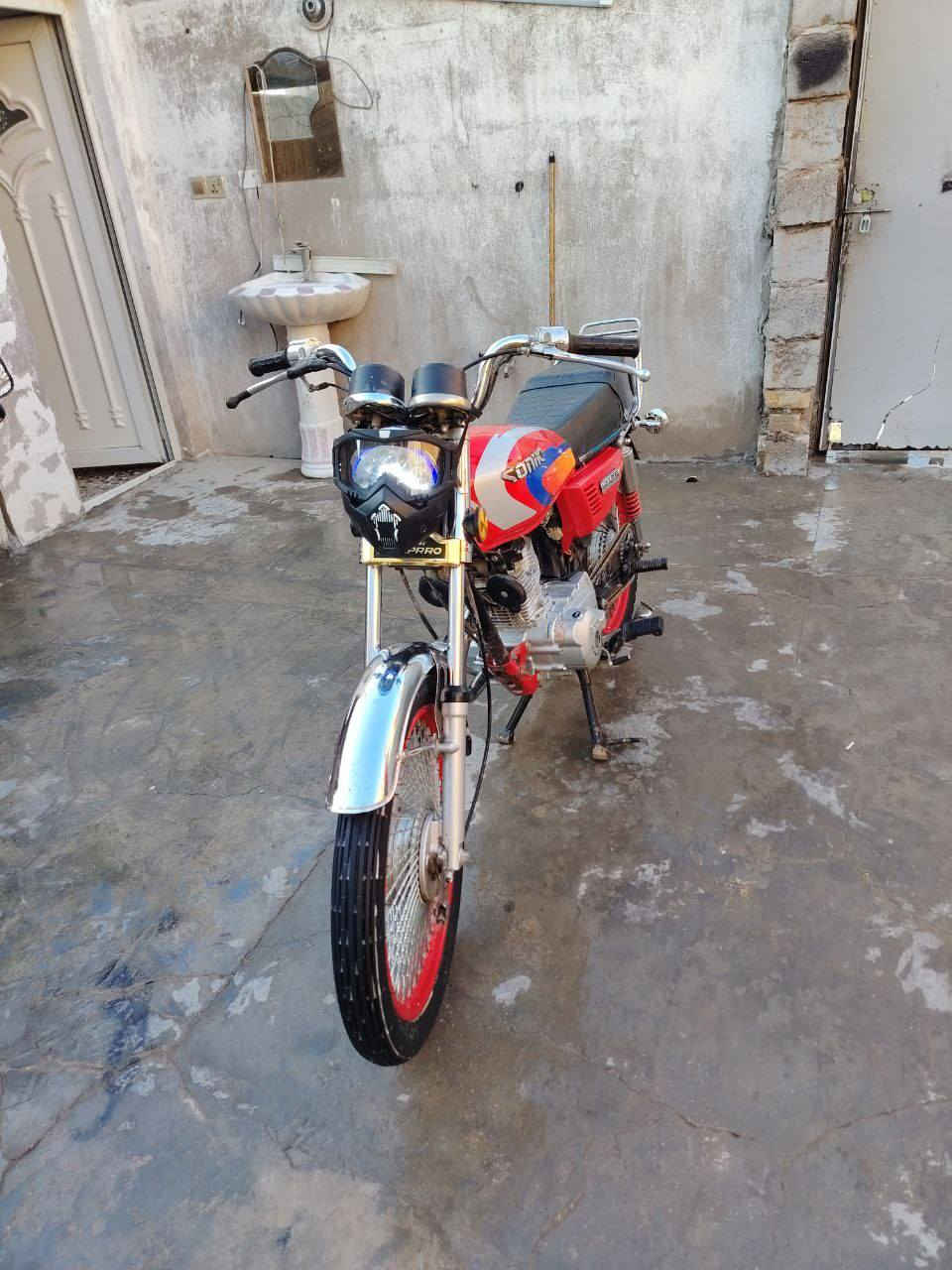 اربعه كير نامه برو اصلي مديل 21شرط برغي مامفتوح والدراجه جانت متروكه يعني مامتعوبه ابد مال جناي ***********
