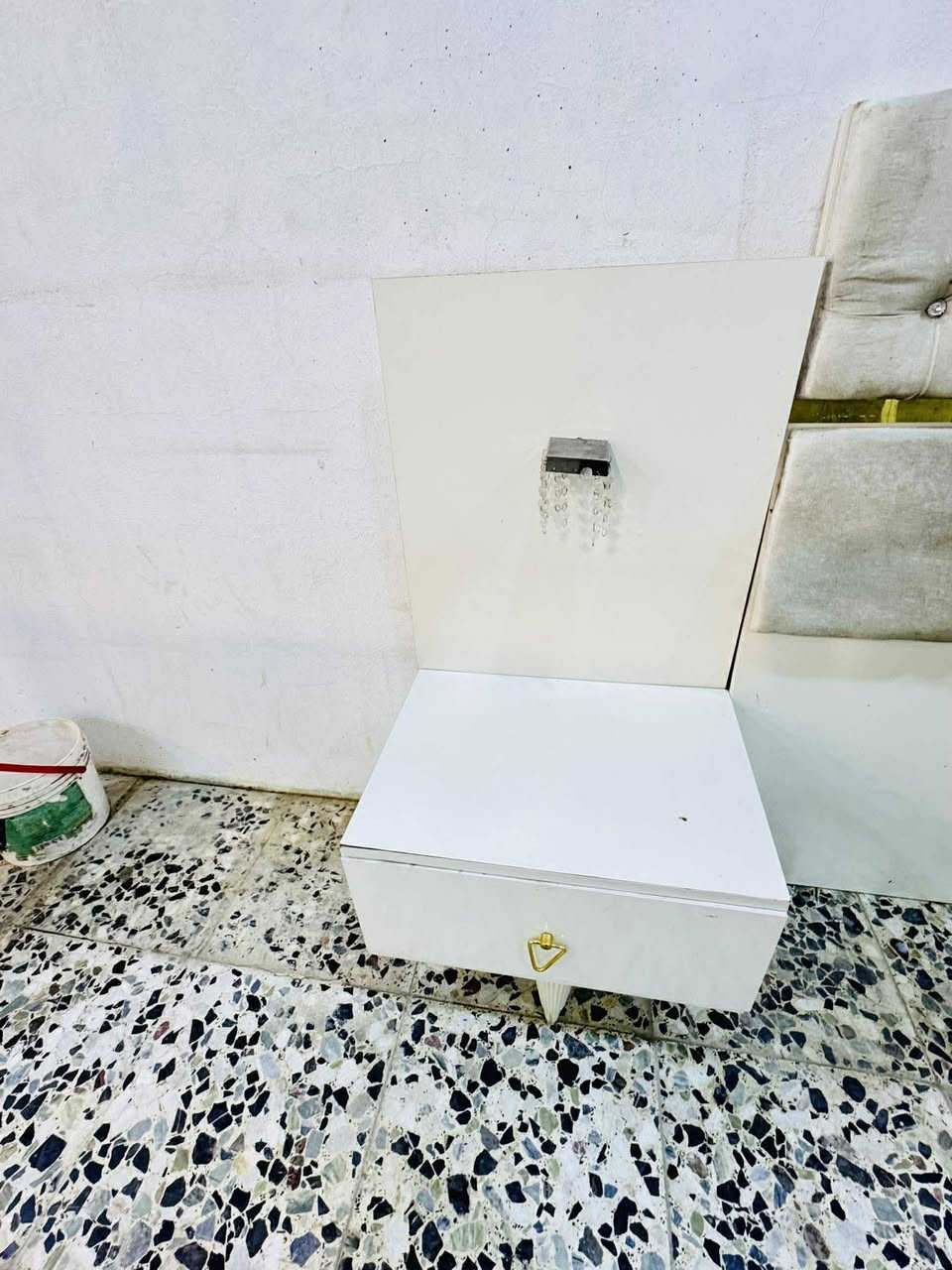 غرفه نوم تركي تخبل نضافه فول نضام بيبان نضيفه كلش 6قطع السعر 425الف عنواني النجف حي الميلاد شارع المزرعه سيد علي ***********
