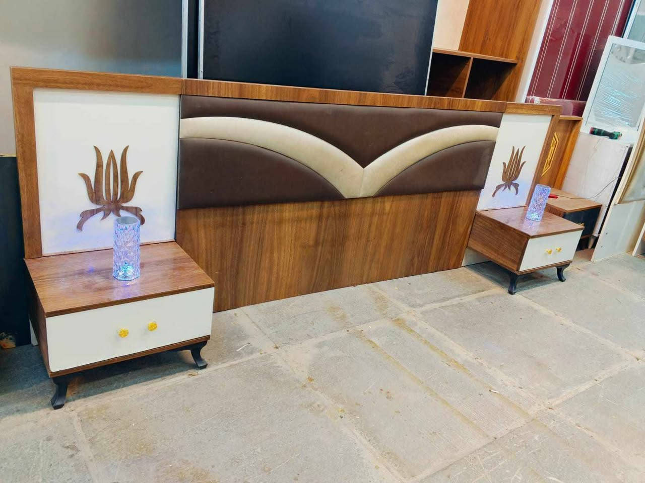 غرفة نوم مستعملة🇹🇷
 نضافة 90 ٪💯فول نضافه
عدد القطع /7
نضام / سلايت💢
سعرها 400قفففل💸
شد ونقل داخل بغداد مجاني🚛
يوجود توصيل محافضات 🚛


**إذا كنت صاحب هذا الإعلان وتريد حذفه لأي سبب، رجاءا أرسل رسالة إلى الدعم الفني**