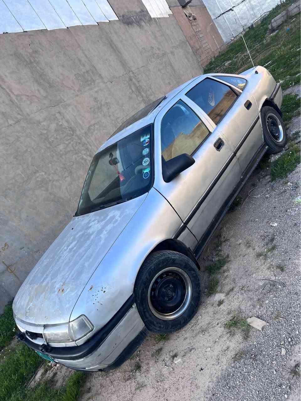 ئۆپڵ فیکترا مۆدیل ٩١ سلاید کارەبا مەکینە ٢٠ پێشو دوا بی لی دراوی گەرم ولایت فلچەی یش ئەکات چوار تایەی لۆکی لە ژێرە سەیارەکە ماڵی فەقیرەو زۆر ڕێکو پێکە ١٤ گەلاو مەجالی مەعمەلە بە جات و تەلەفەن ناکریت مشتەری وەرە سەیری  لە هەلەبجەی شەهیدە بنجوين, السليمانية


**إذا كنت صاحب هذا الإعلان وتريد حذفه لأي سبب، رجاءا أرسل رسالة إلى الدعم الفني**