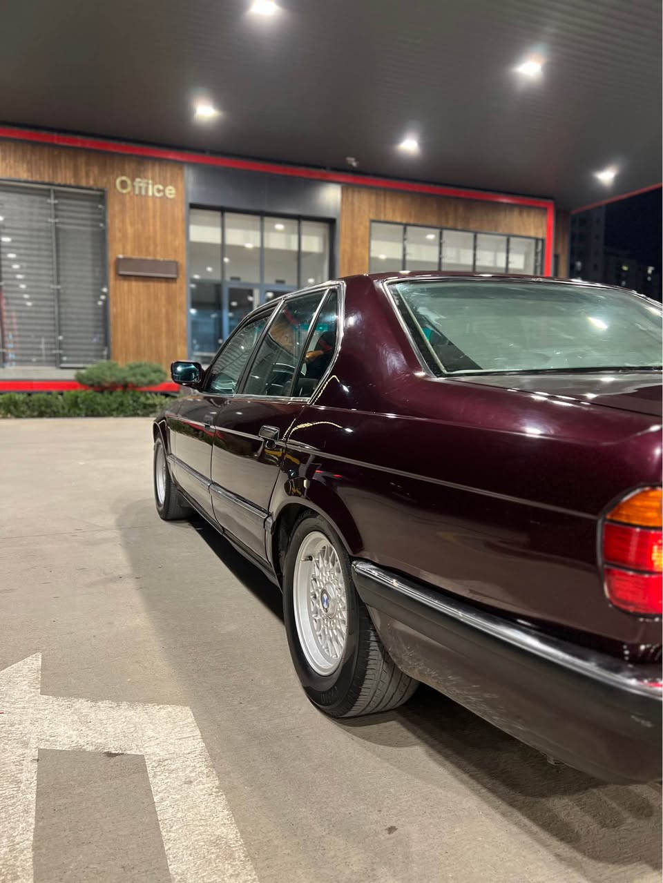 ماشاألله BMW740 موديل 1992/گير اوتاماتيك /سنوية جديد 2030
سيارة نضيفه كلش شرط گير، مكينه ،اكسل بدون خلل
صبغ عام بدون حادث،
مكان سليمانيه سعر٧٧ $
***********
***********                                                                  ماشااللە بۆفرۆشتن BMW740 مۆدێل ۱۹۹۲ /گێرتۆماتیک/سەنەوی تا ۲٠۳٠ تازەیە سەیارەکە نموونەیە لەجوانی گێر مەکینەئەکسل بەشەرت زۆر مەزبوتە کامل بۆیاخەبۆجوانی لەسەرساخی لە سلێمانیە ٧٧$معامه له السليمانية, العراق

