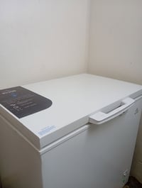 مجمدة • حجم وسط • مستعملة ٣ أشهر