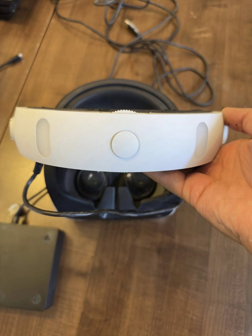 السلام عليكم

بلي ستيشن فور برو-1تيرا-اوربي للبيع
مع ملحقاته
دركسون شركة بلي ستيشن 
نظارات واقع افتراضي (vr)+ملحقات النظارة
والاقراص كلها البالصورة عدا قرصين نقص
و جويستيك واحدة فقط
السعر 375 الف
للتواصل ***********
