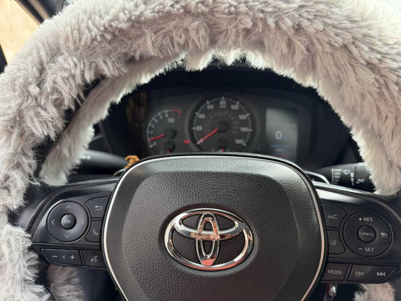 كورلا 2020 se ضرار بس جاملغ خلف بونيت بس ره شبدون أرباك بدون دواخل  رقم موبايل *********** باسمي سنوي هزه جديد سعره مناسب135
