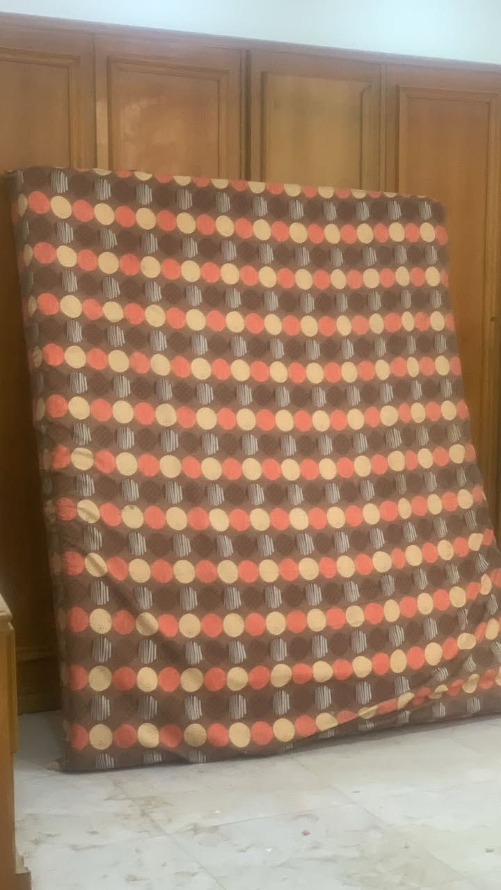 دوشك نفرين للبيع 
كريعات نزله البلام 
السعر 50 الف


**إذا كنت صاحب هذا الإعلان وتريد حذفه لأي سبب، رجاءا أرسل رسالة إلى الدعم الفني**